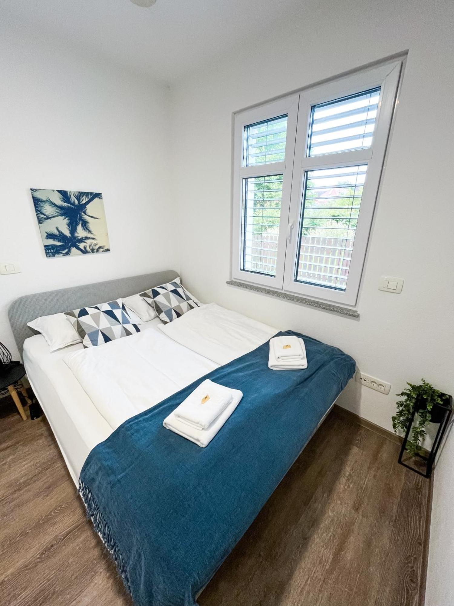 Anita'S Studio Apartments Ljubljana Luaran gambar
